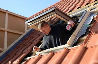 Pose de fenêtres de toit Velux à Ourton
